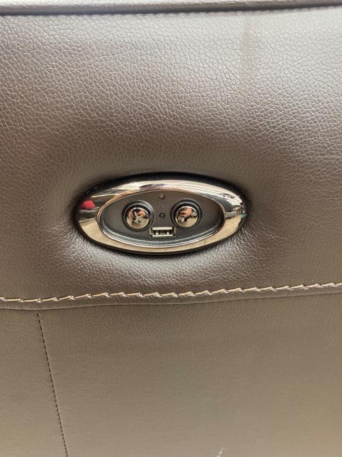 ニトリ 2人掛けリクライニングソファー ダークブラウン アネーロ