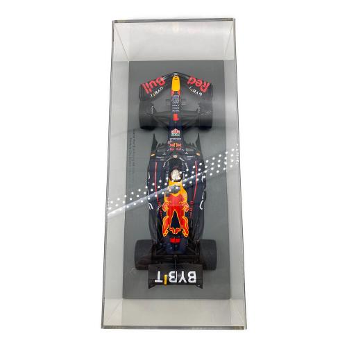 モデルカー oracle redbull racing RB18 GP2022