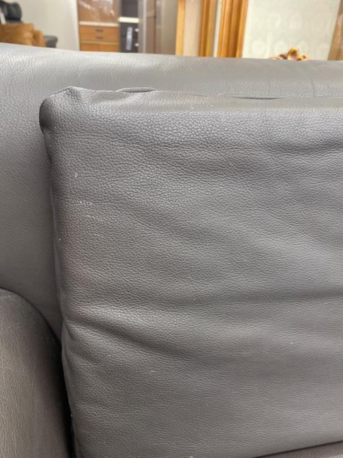 Knoll (ノル) 1人掛けソファー @ グレー Heli