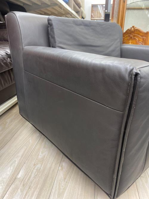 Knoll (ノル) 1人掛けソファー @ グレー Heli