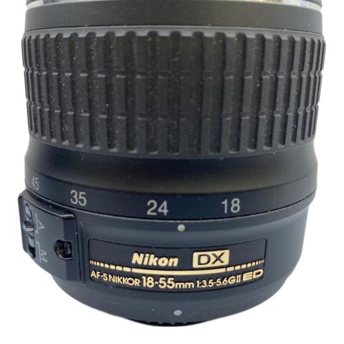 Nikon (ニコン) デジタル一眼レフカメラ D40