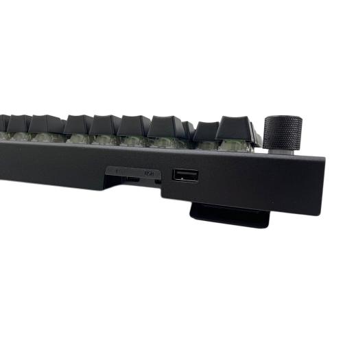 Razer (レイザー) BlackWidow V4 Pro ゲーミングキーボード RZ03-0468