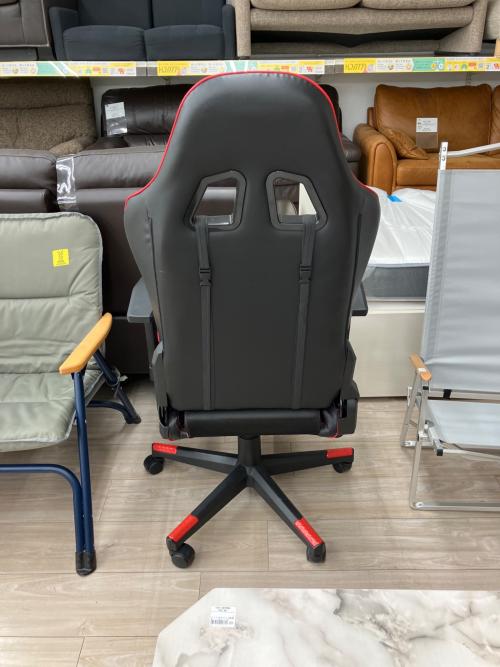 ニトリ ゲーミングチェア ブラック×レッド ヘイデン2