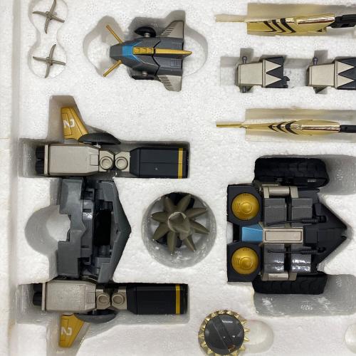 BANDAI (バンダイ) ブラックコンバトラーV フィギュア GX-03 B 超合金魂