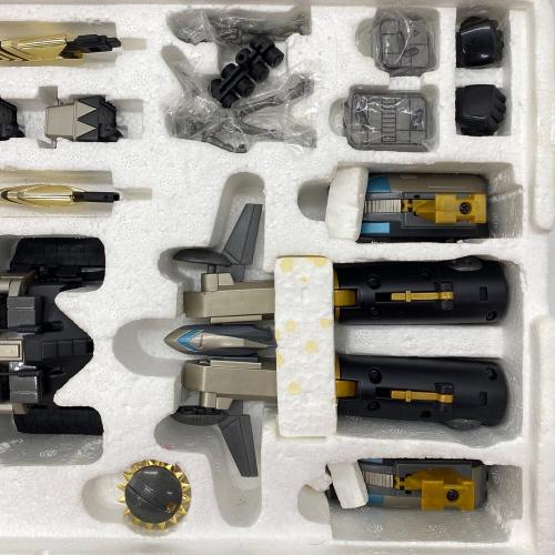 BANDAI (バンダイ) ブラックコンバトラーV フィギュア GX-03 B 超合金魂