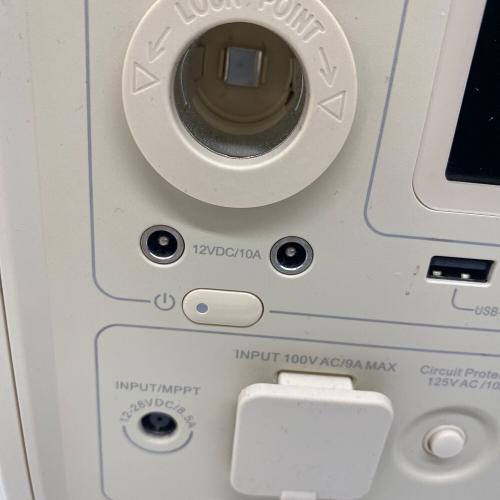 BLUETTI (ブルーティ) ポータブル電源 EB3A