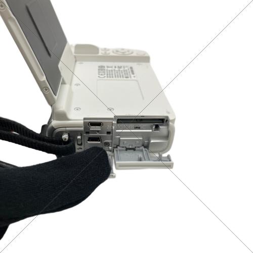 CANON (キャノン) コンパクトデジタルカメラ EOS M100