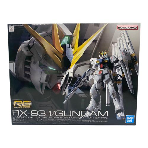 BANDAI (バンダイ) νガンダム 1/144スケール ガンプラ