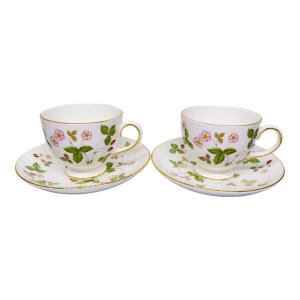 Wedgwood (ウェッジウッド) カップ&ソーサー(ピオニー) ▲ ワイルドストロベリー