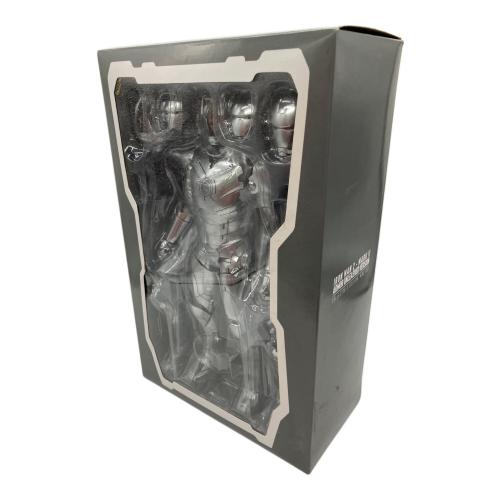 Hot toys (ホットトイズ) アイアンマン・マーク2(アーマー・アンリーシュド版) 1/6スケールリミテッドエディションコレクタブルフィギュア MMS150 アイアンマン2