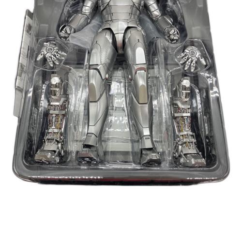 Hot toys (ホットトイズ) アイアンマン・マーク2(アーマー・アンリーシュド版) 1/6スケールリミテッドエディションコレクタブルフィギュア MMS150 アイアンマン2