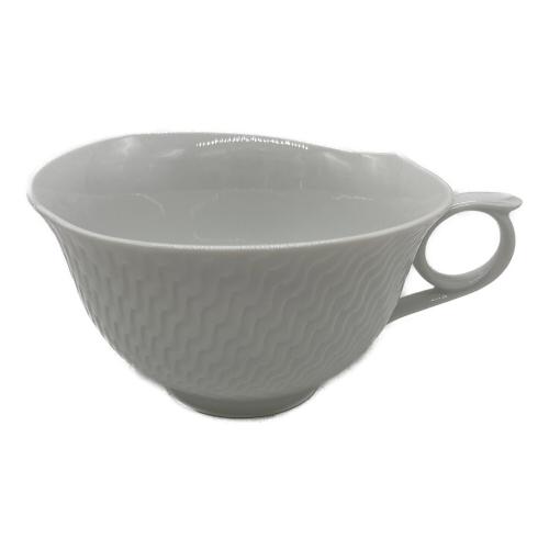 Meissen (マイセン) カップ&ソーサー 波の戯れホワイト