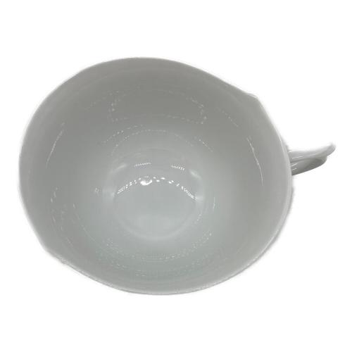 Meissen (マイセン) カップ&ソーサー 波の戯れホワイト