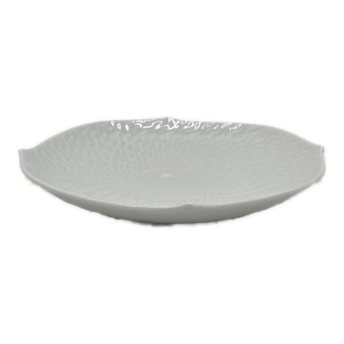 Meissen (マイセン) カップ&ソーサー 波の戯れホワイト