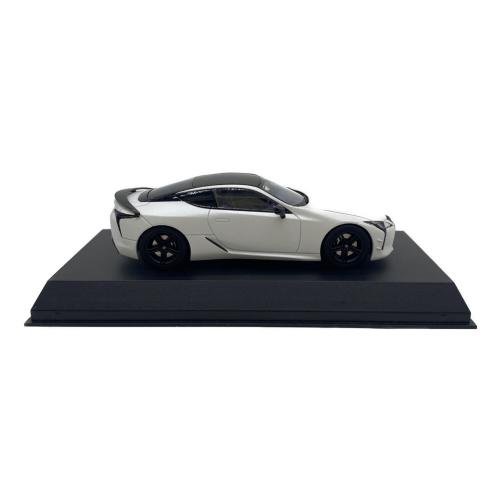 京商 (キョウショウ) 1/43 レクサス LC500 "EDGE"(HAKUGIN) ミニカー