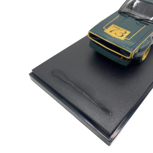 1/64 日産スカイライン 2000GT-R ミニカー