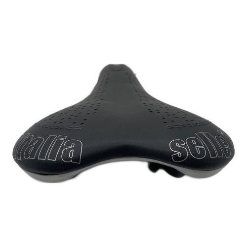 selleitalia (セライタリア) C2 Gel Flow フラットサドル SD121