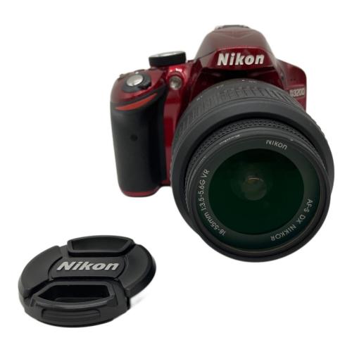 Nikon (ニコン) デジタル一眼レフカメラ D3200