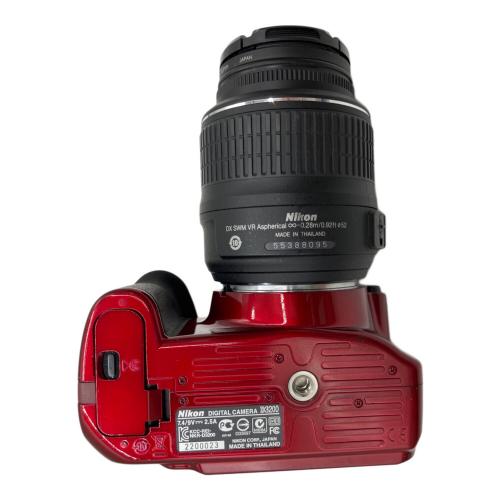 Nikon (ニコン) デジタル一眼レフカメラ D3200
