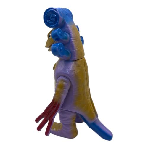 ウルトラ怪獣シリーズ (ウルトラカイジュウシリーズ) バイオリン超獣ギーゴン ソフビフィギュア 1972円谷プロ マーミット 怪獣天国