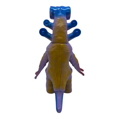 ウルトラ怪獣シリーズ (ウルトラカイジュウシリーズ) バイオリン超獣ギーゴン ソフビフィギュア 1972円谷プロ マーミット 怪獣天国