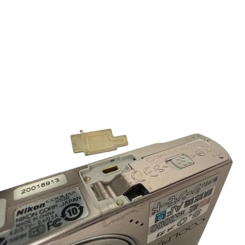 Nikon (ニコン) コンパクトデジタルカメラ COOLPIX S520 ※底面劣化・使用感