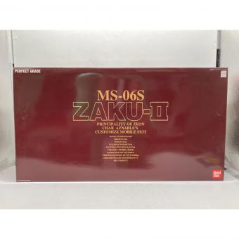 BANDAI (バンダイ) 1/60  シャア専用ザクII ガンプラ MS-06F
