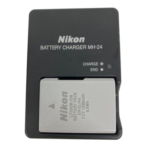Nikon (ニコン) 一眼レフカメラ D5300 レンズ：AF-S NIKKOR 18-140mm