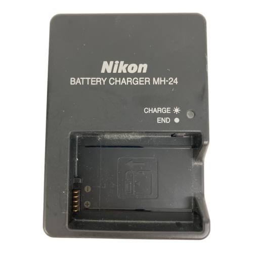 Nikon (ニコン) 一眼レフカメラ D5300 レンズ：AF-S NIKKOR 18-140mm