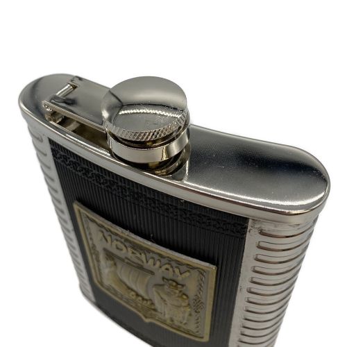 HIP FLASK viking motif スキットル