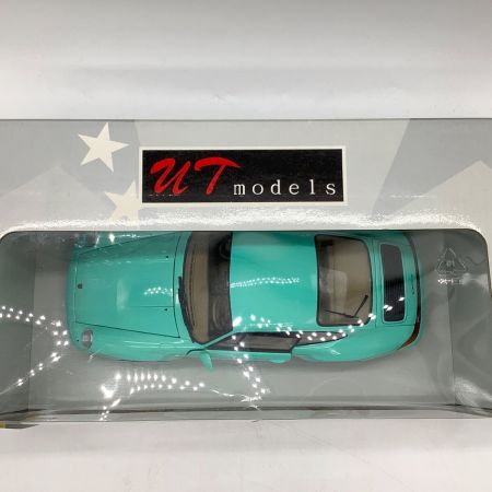 モデルカー 絶版品（セカンドハンド） UT 1/18 ポルシェ 911 carrera