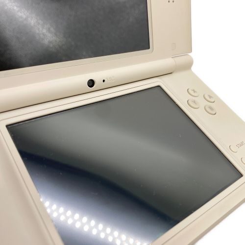 Nintendo DSi LL UTL-001