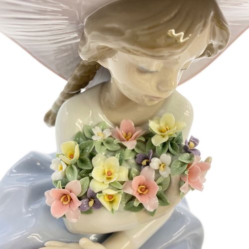 LLADRO (リヤドロ) 花の香りにつつまれて 01005862