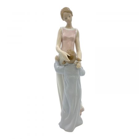 LLADRO (リヤドロ) 大好きなママ 6771｜トレファクONLINE