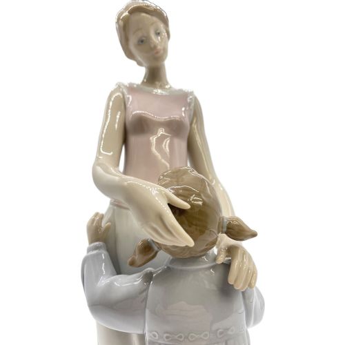 LLADRO (リヤドロ) 大好きなママ 6771