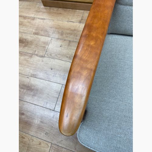 カリモク60 (カリモクロクマル) Kチェア 2シーター フラノベージュ