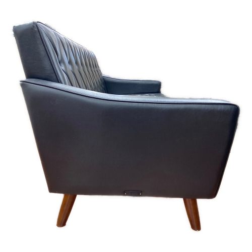 カリモク60 (カリモクロクマル) ロビーチェア 3シーター スタンダードブラック