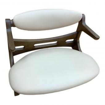 起立木工 キャスパーチェア 100R-BE