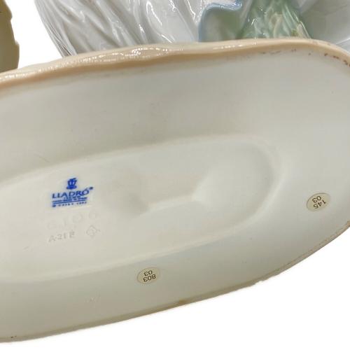 LLADRO (リヤドロ) フィギュリン 春を告げる小鳥たち