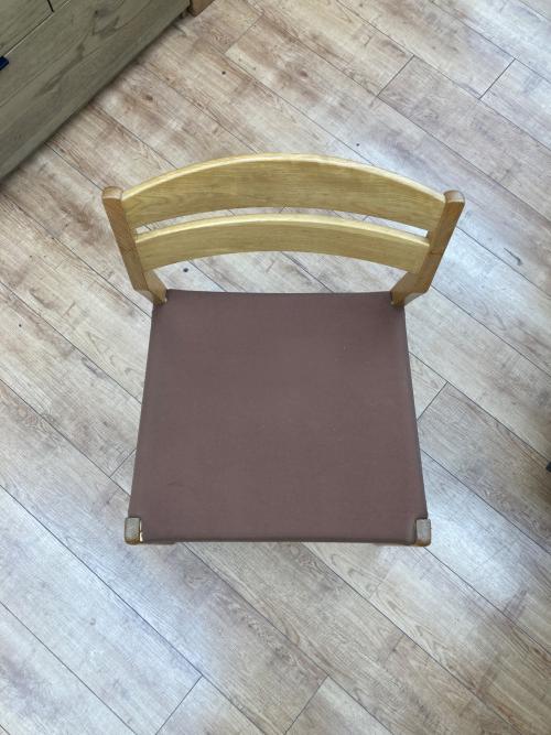 飛騨産業 (ヒダサンギョウ) ダイニングチェアー TR220 ブラウン TR220