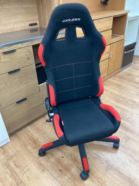 DXRACER (デラックスレーサー) ゲーミングチェア ブラック×レッド 
