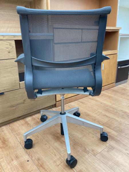 ハーマンミラー　JOIFA339 美品　 2012年製 Herman Miller (ハーマンミラー) セトゥーチェア JOIFA339 グレー