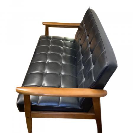 カリモク60 (カリモクロクマル) 2人掛けソファー スタンダードブラック