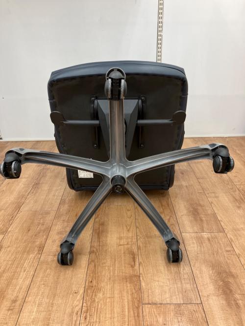 ITOKI (イトーキ) カテドラチェアYJ3Hタイプ ハイバック ネイビー