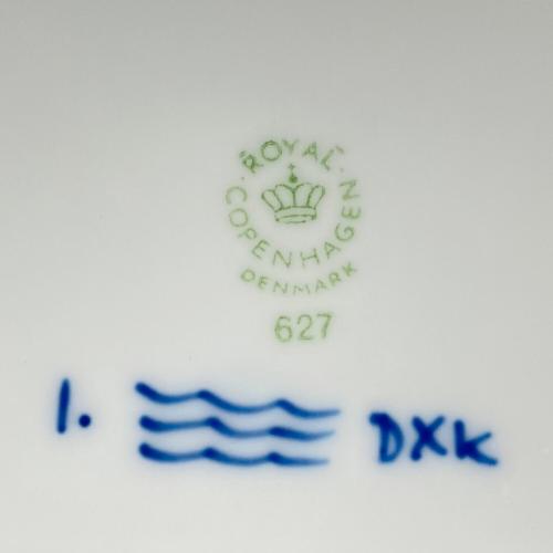ROYAL COPENHAGEN (ロイヤル・コペンハーゲン) ブルーフルーテッド・ハーフレース プレート