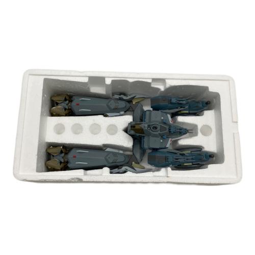 BANDAI (バンダイ) DX超合金 GE-48 マクロスフロンティア S.M.S 可変攻撃宇宙空母 マクロス・クォーター フィギュア