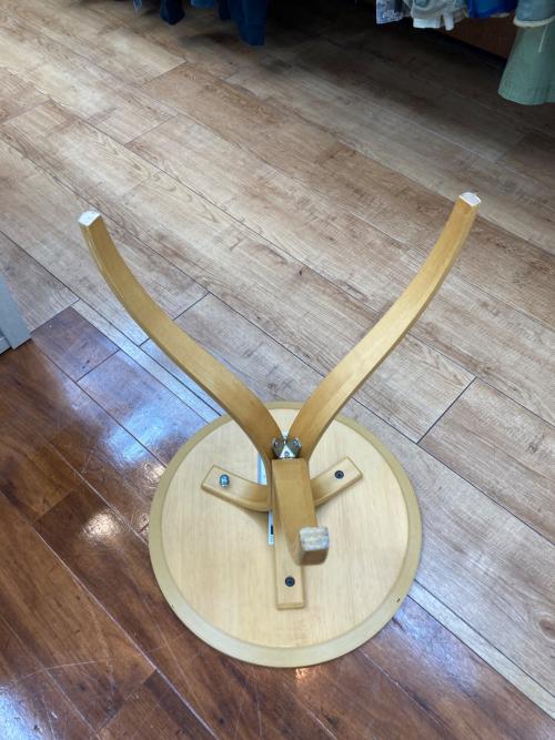 modulus (モデュラス) ワインテーブル THOMAS STENDER