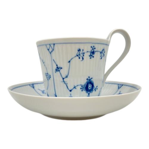 ROYAL COPENHAGEN (ロイヤル・コペンハーゲン) ブルーフルーテッド・プレイン ハイハンドルカップ&ソーサー