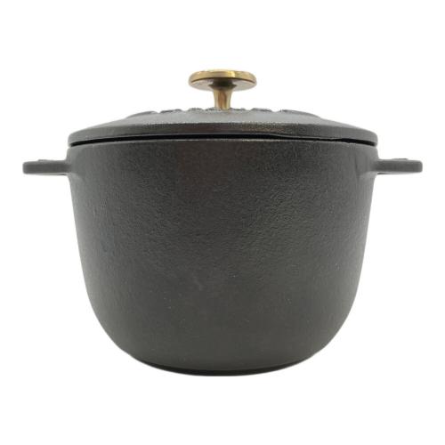 Staub (ストウブ) ラココット de GOHAN 12cm ブラック｜トレファクONLINE