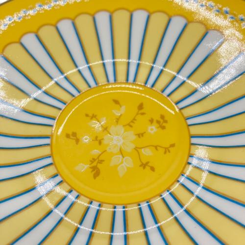 Wedgwood (ウェッジウッド) ハーレクイン コレクション イエローリボン カップ&ソーサー